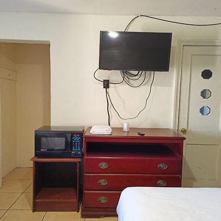 Crown Inn By Oyo Orangeburg Hwy 301 מראה חיצוני תמונה